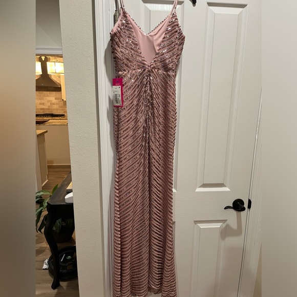 Next Up Beautiful sequined mauve rose prom formal dress - Picture 7 of 11